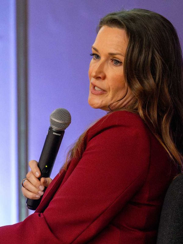 Tessa-Parry-Wingfield-Speaker